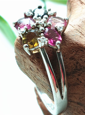 彩色红黄绿粉碧玺戒指五花瓣形