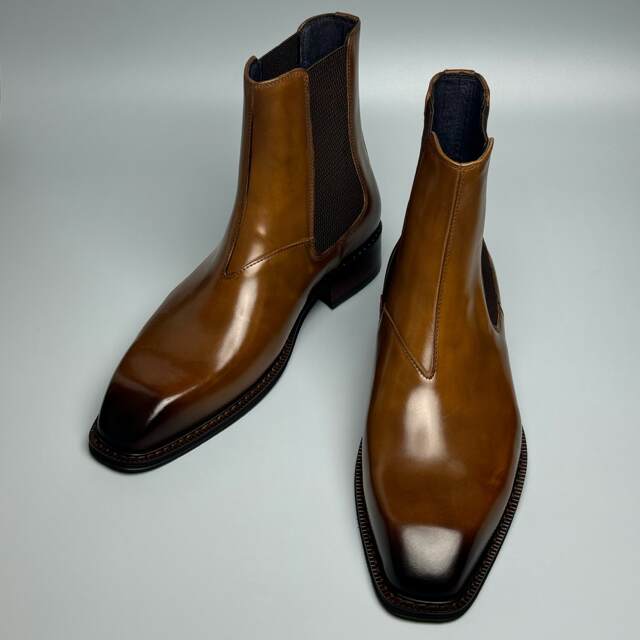 Swisscardin Chelsea boots toe layer pigskin British