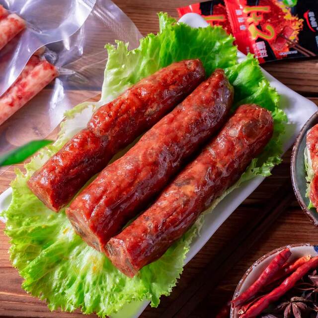 Yunnan Kaiyuan large sausage Cantonese flavor sausage barbecue ingredients grilled pure meat hot pot spicy large sweet sausage Yun Yinong