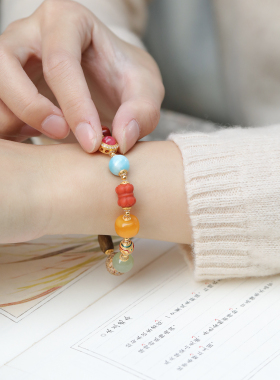 天然南红蜜蜡和田玉多宝手串