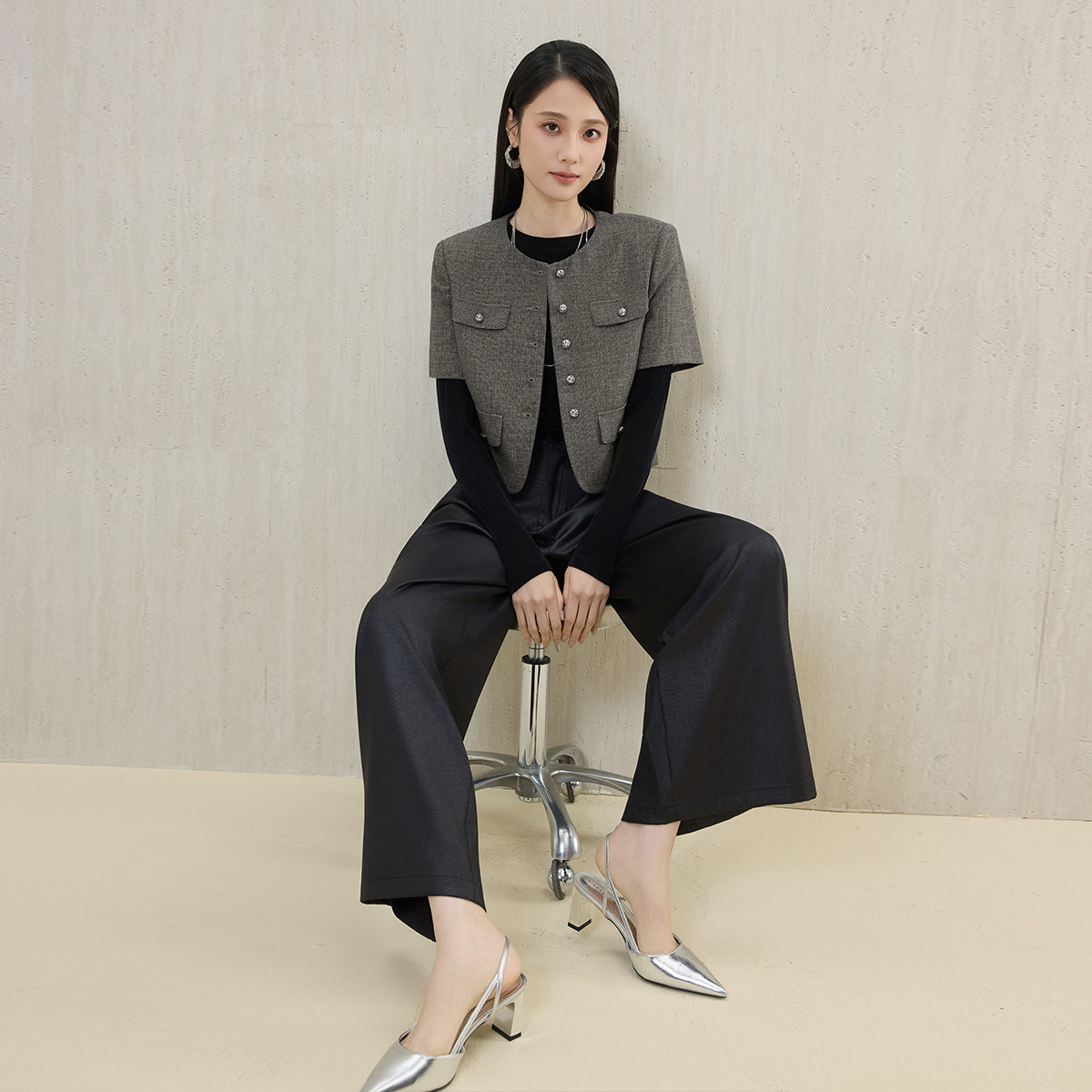 佳人苑短外套女2026年春季新款圆领金属排扣门襟小香风外套干练,淘宝优惠券,粉丝福利购,淘宝优惠卷