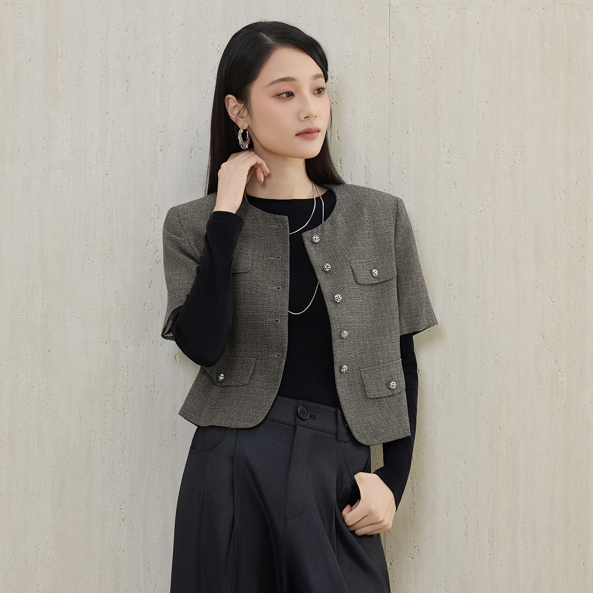 佳人苑短外套女2026年春季新款圆领金属排扣门襟小香风外套干练,淘宝优惠券,粉丝福利购,淘宝优惠卷