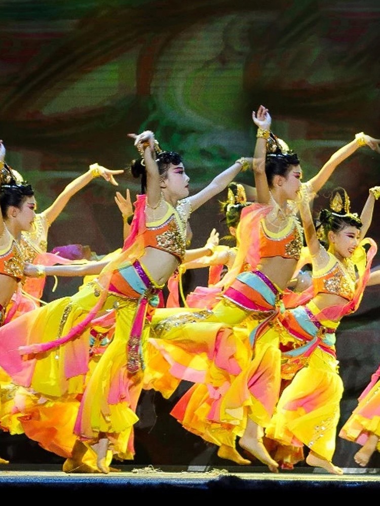 儿童敦煌天女舞蹈演出服女童古典吉祥天女飞天反弹琵琶民族表演服 - 图1