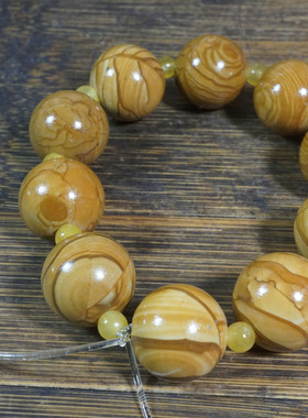 3689号 新疆哈密花泥石手链 17.5mm