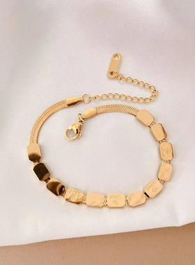 女新款复古小众高级感手饰