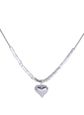 爱心钛钢项链女小众设计感冷淡风不掉色卫衣链心形吊坠潮配饰