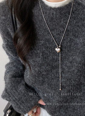 简约银色爱心吊坠项链女秋冬轻奢感钛钢抽拉式长款毛衣链配饰