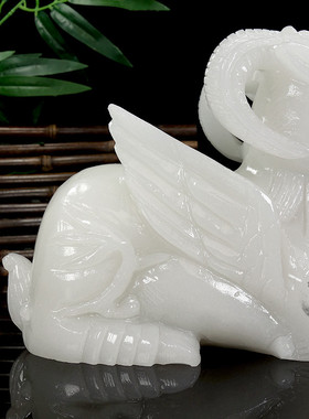 天然白玉上古神兽白泽摆件