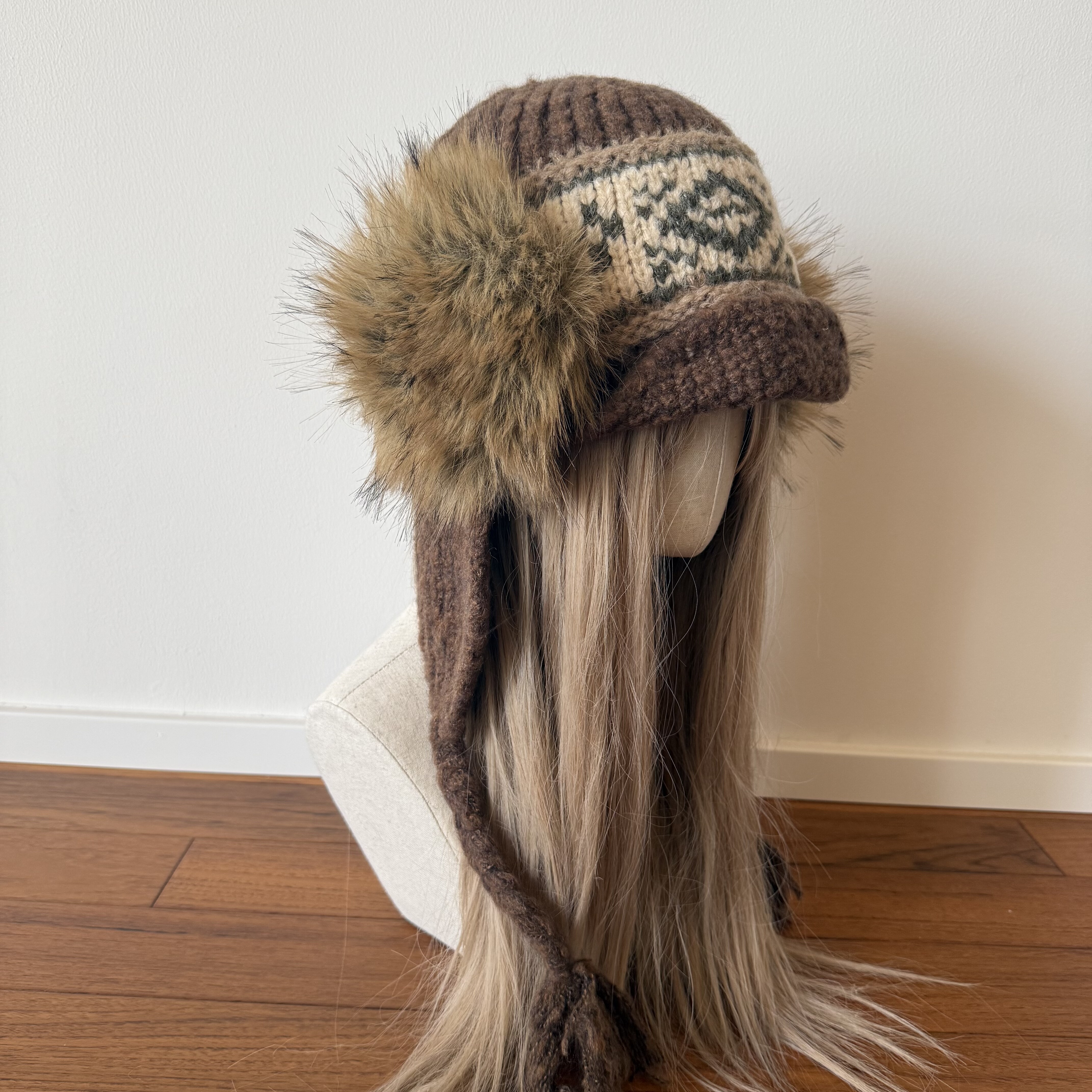Nikko Yu original woolen knitted hat women's winter Fair Island Korean woolen hat warm ear protection Lei Feng hat