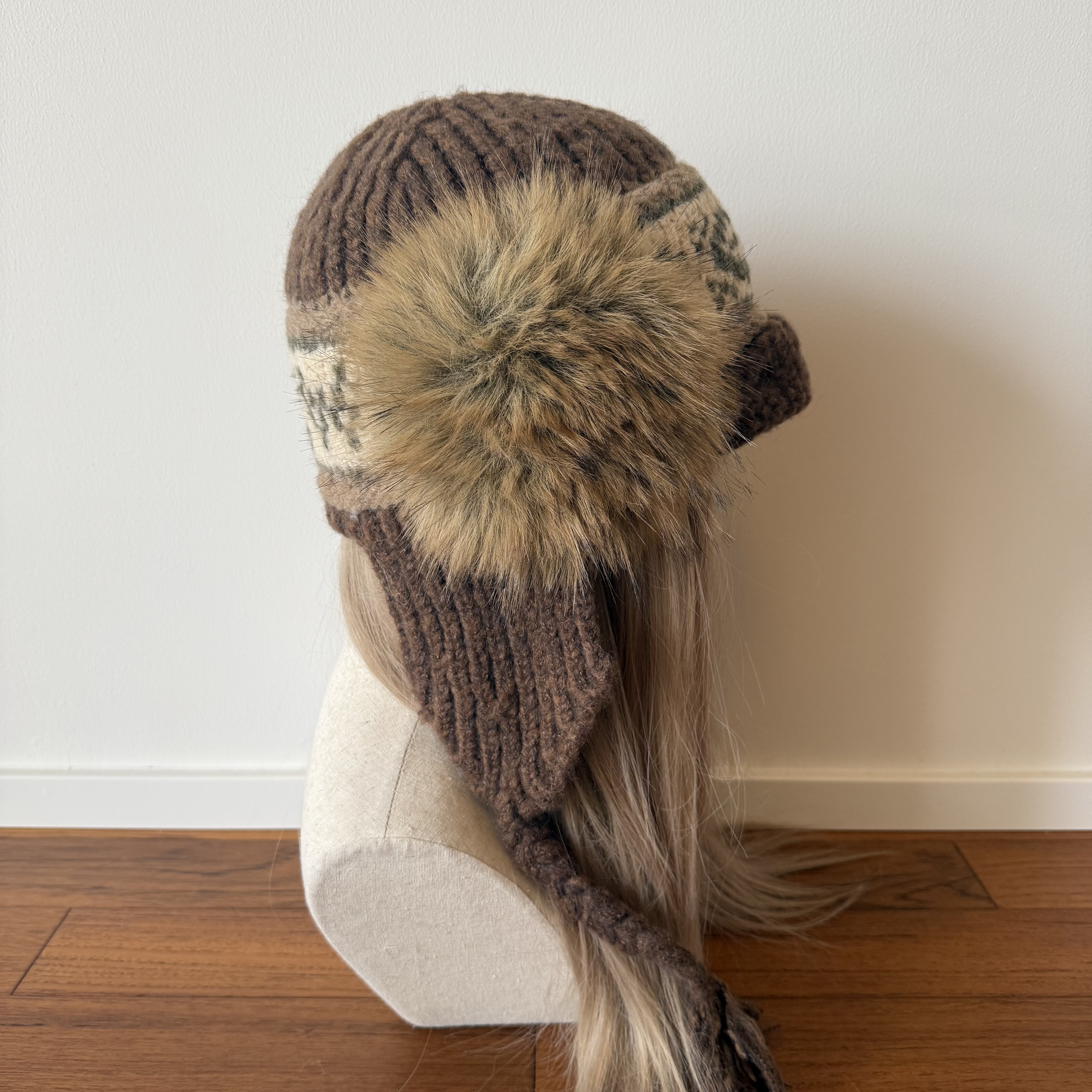 Nikko Yu original woolen knitted hat women's winter Fair Island Korean woolen hat warm ear protection Lei Feng hat
