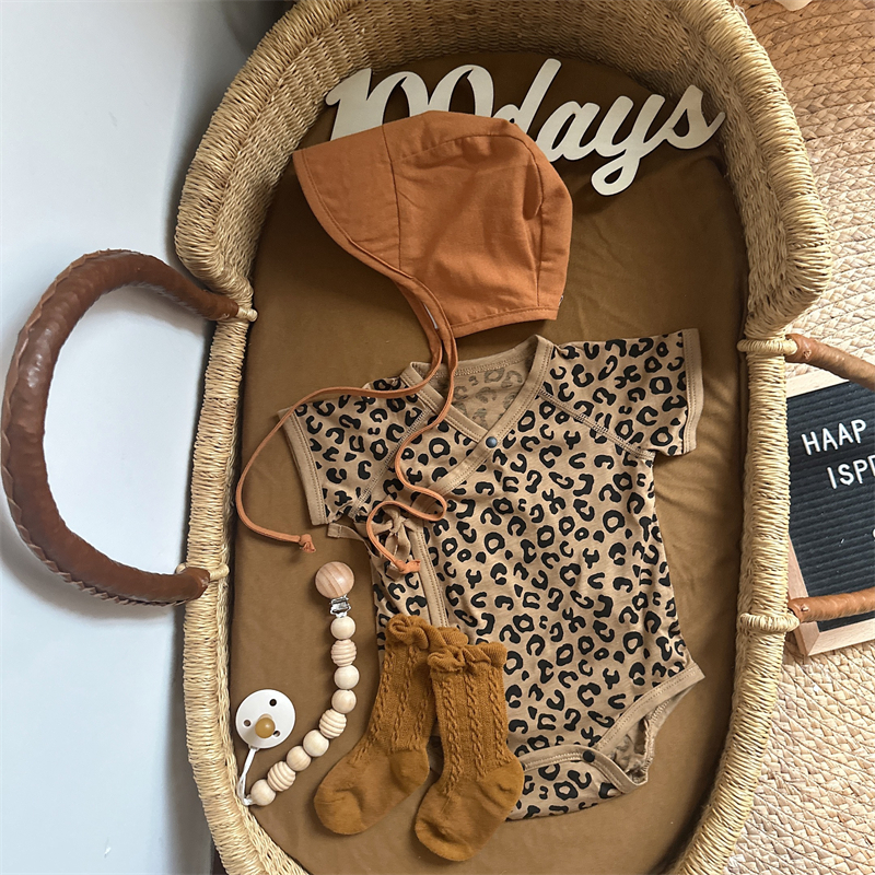 豹纹新生儿婴儿衣服夏季短袖包屁衣纯棉a类男孩女宝宝三角哈衣52 - 图3