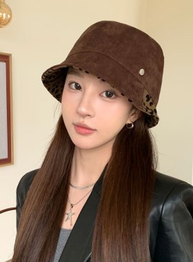麂皮绒渔夫帽女秋冬保暖护耳盆帽