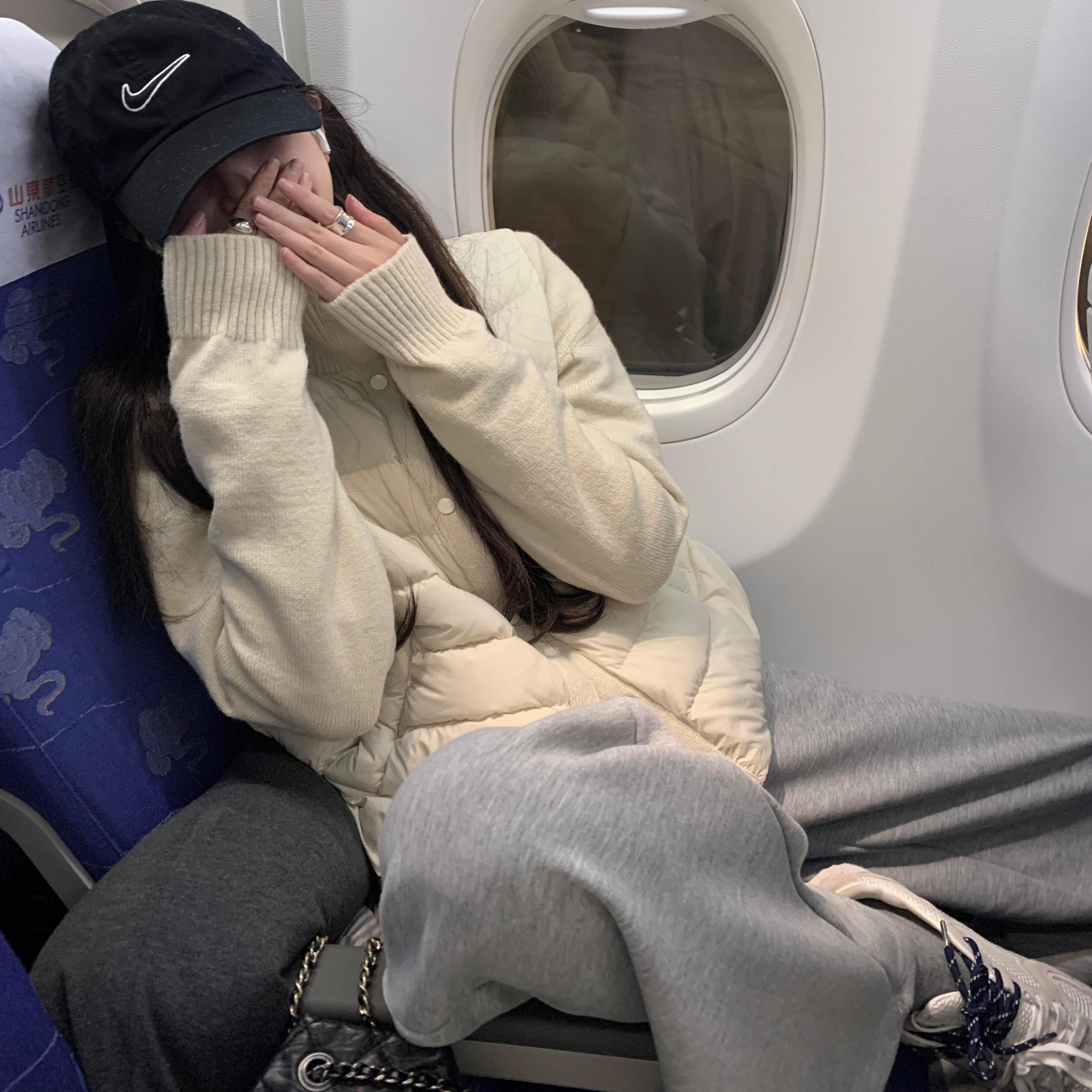 韩版轻薄羽绒服女款冬季新款立领毛衣拼接轻便排骨90%白鸭绒外套