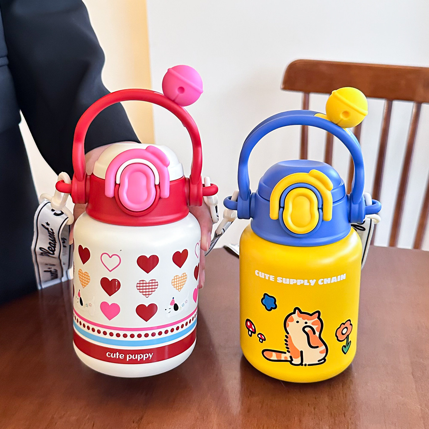 钛杯可爱儿童保温杯女生高颜值吸管杯超萌斜跨男孩水杯壶上学专用,淘宝优惠券,粉丝福利购,淘宝优惠卷