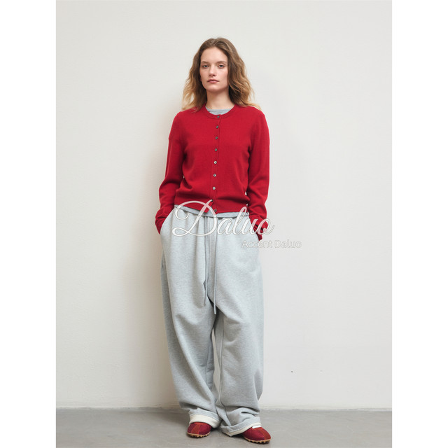 Daluo 100% wool base versatile round neck and long sleeve knitted cardigan short sweater