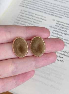 复古丝绒椭圆耳钉女法式花边金属耳饰温柔氛围感耳环饰品工厂