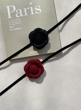 高级小香风丝绒山茶花choker