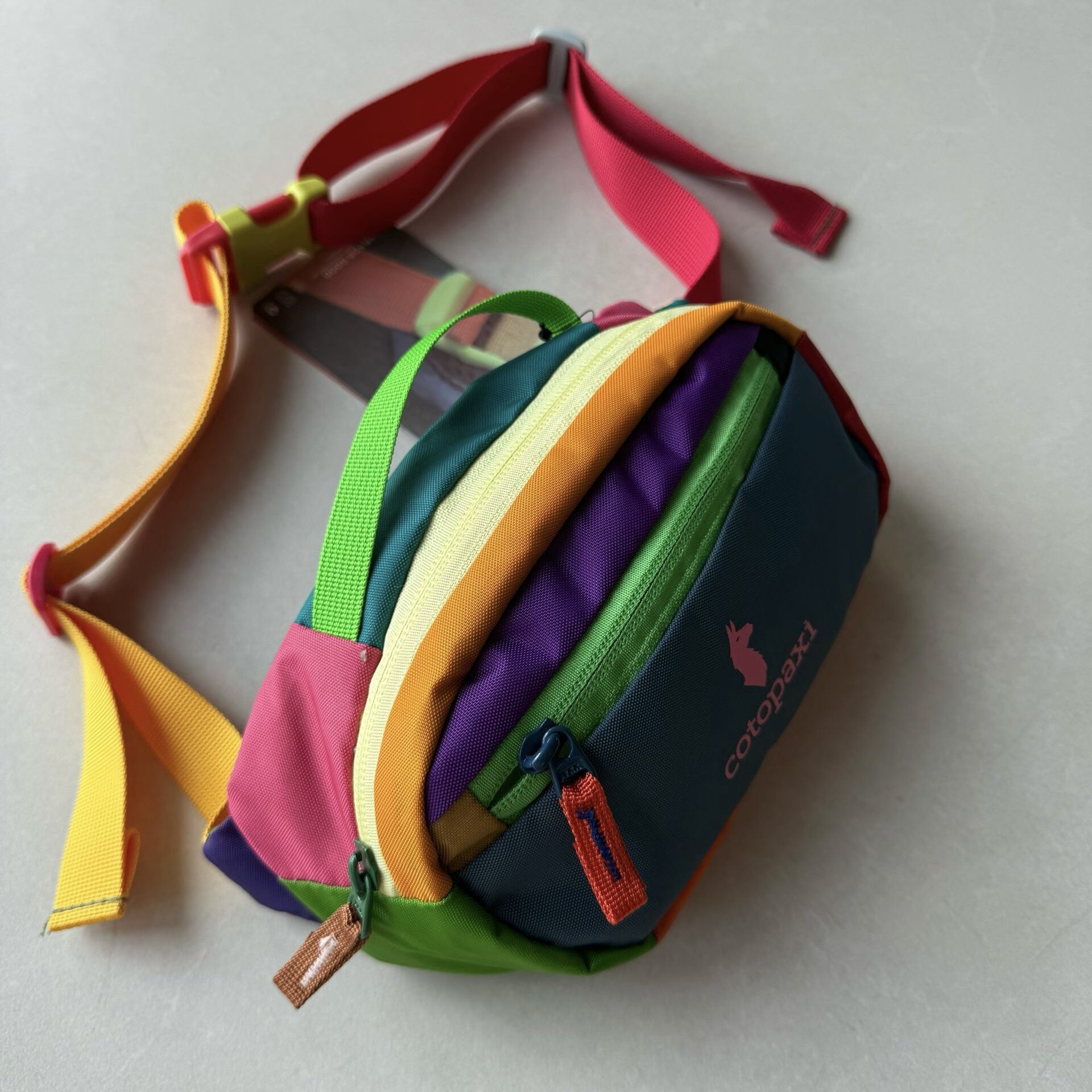 Alpaca trendy brand dopamine color matching chest bag and waist bag
