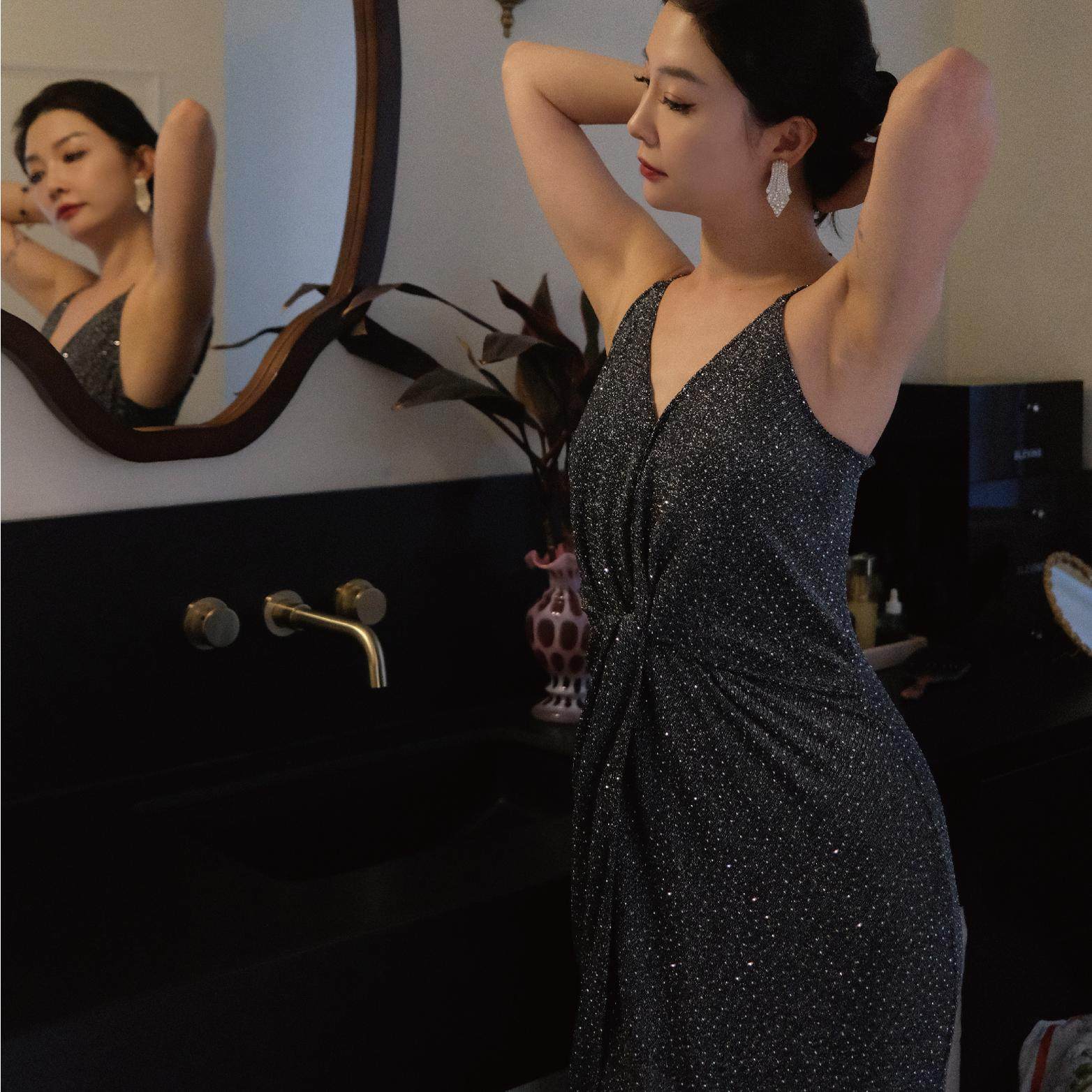 sibleu原创设计年会轰趴聚会烫钻纽结修身开叉v领bling优雅连衣裙,淘宝优惠券,粉丝福利购,淘宝优惠卷