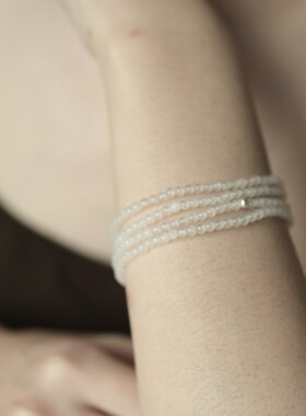 赵露思同款白玛瑙四圈叠戴手链手串多层百搭高级感小众设计学生党