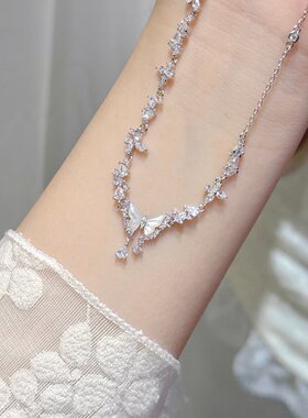 贝母蝴蝶满钻项链女款2026新款高级感轻奢小众简约气质锁骨链配饰