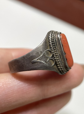 西藏藏传百年老红宝石海鲜马鞍戒指女款 活口礼物包老保真饰品318