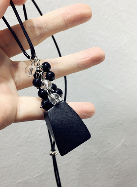 简约气质复古新中式立体木质圆柱葡萄串抽拉式可调节项链毛衣链饰