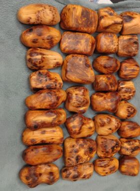 太行崖柏手把件陈化料满瘤疤葫芦虎皮纹红黑油天然随形手握器
