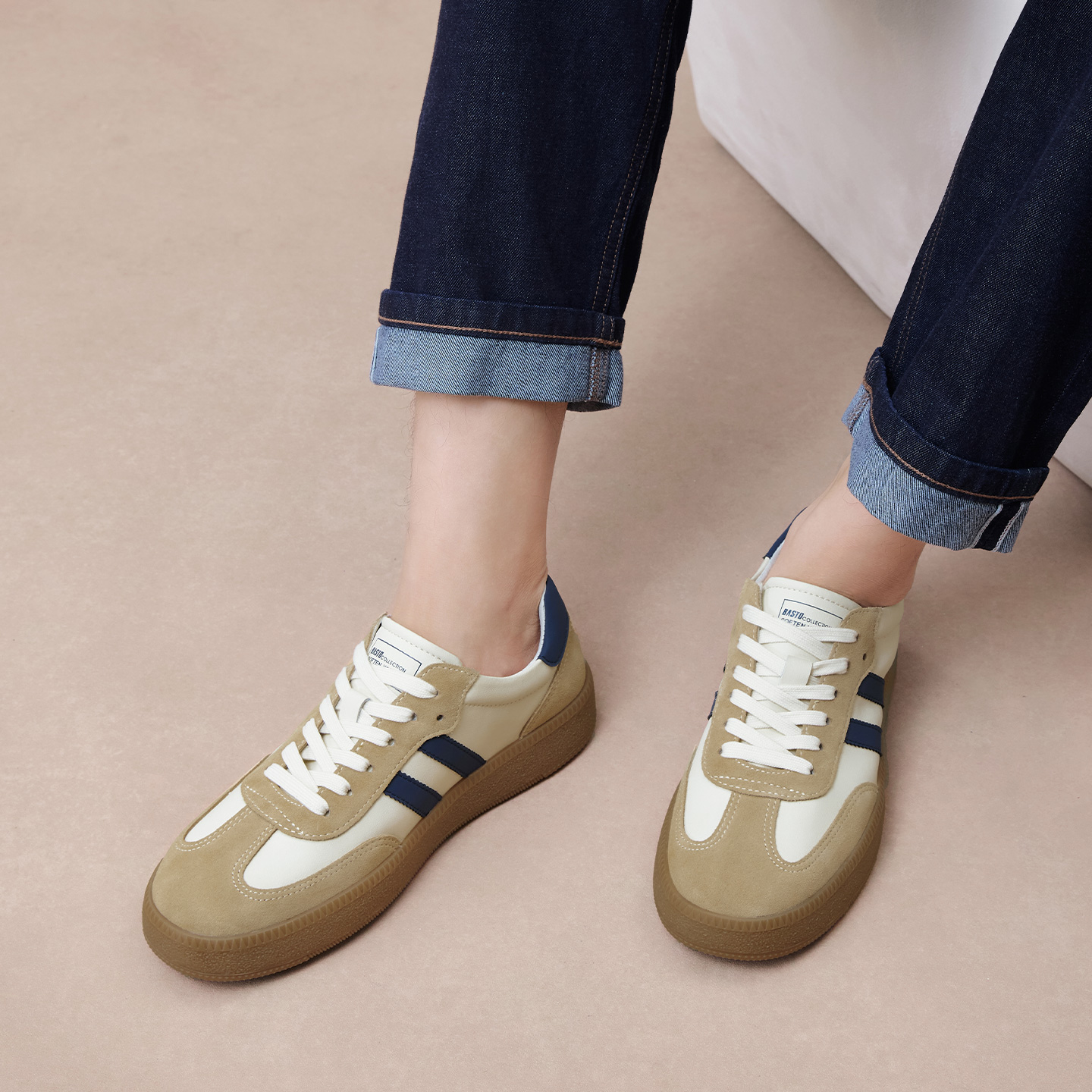 百思图2025秋季新款拼色厚底德训鞋潮流男鞋运动休闲鞋T280DCM5 - 图2