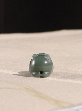 天然和田玉细青玉趴趴猫挂件