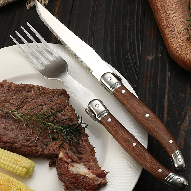 High-end Western steak with rosewood handle