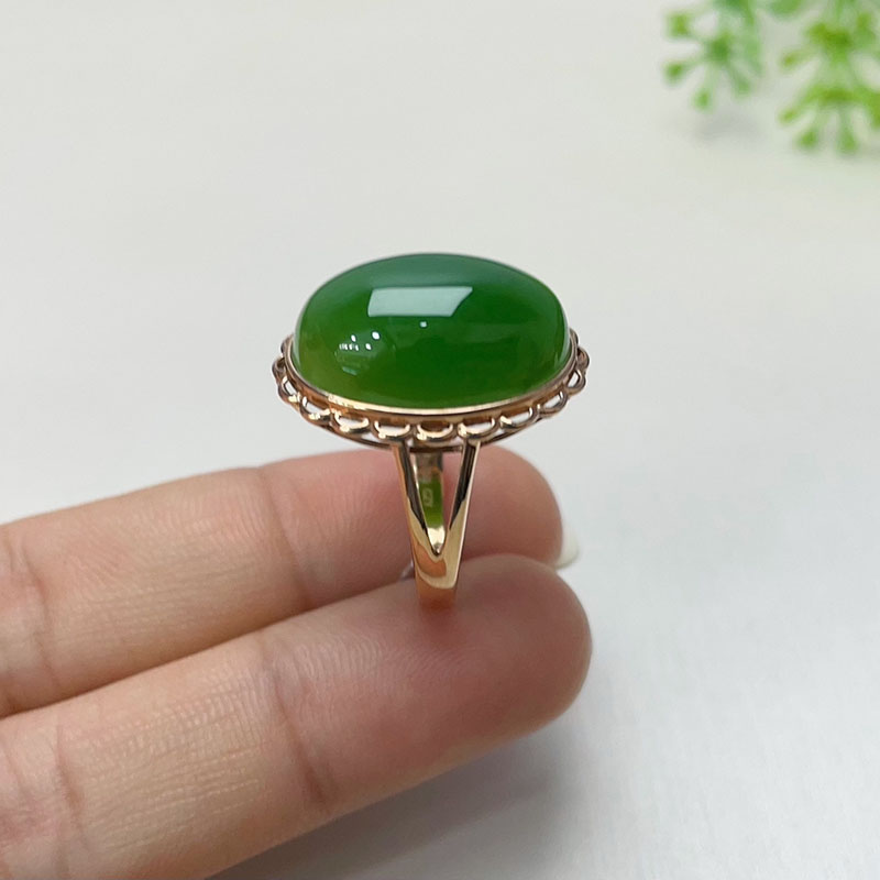 Fashion trendy Hetian jade gold inlaid jade gift for wife