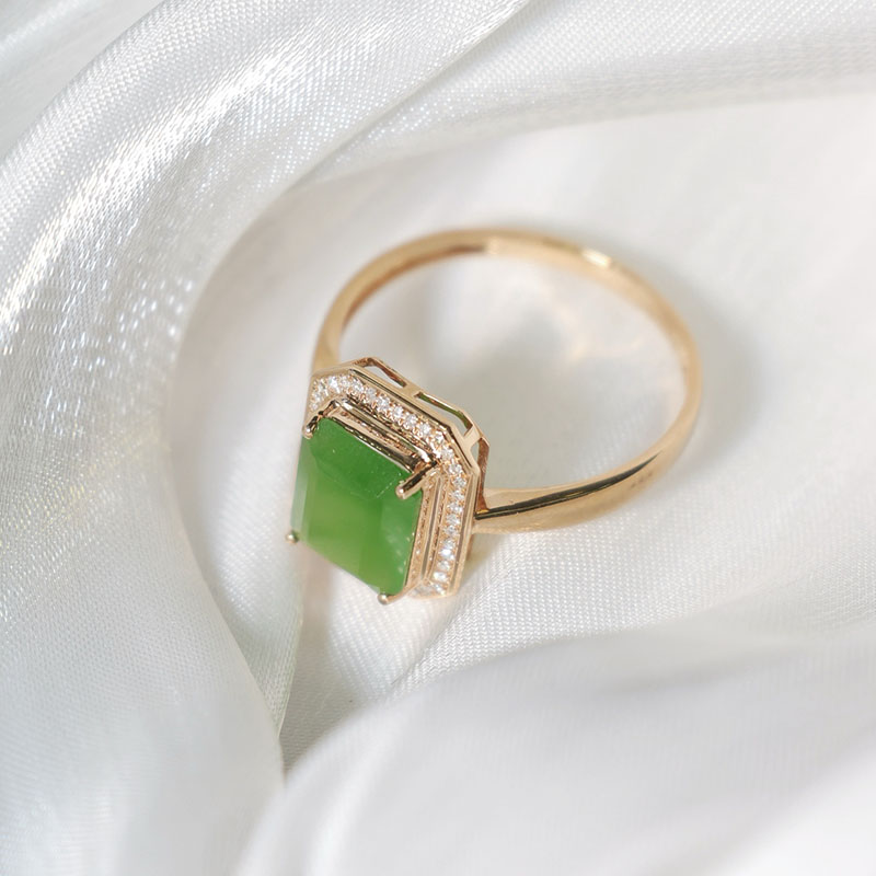 Fashion trendy Hetian jade gold inlaid jade gift for wife