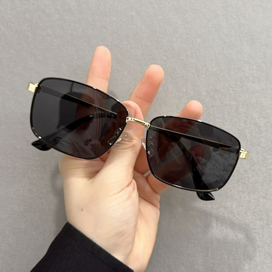 日夜变色墨镜男款高级感开车专用偏光眼镜男士骑车钓鱼电焊太阳镜