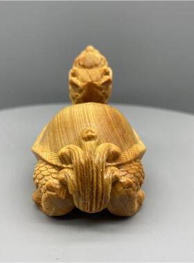 崖柏木雕招财龙龟摆件