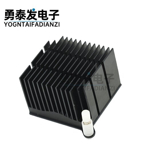 铝型材散热片散热器40x40x30mm对角孔距59mm剖沟表面阳极黑色 - 图0