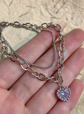 双层叠戴爱心吊坠手链女ins小众嘻哈冷淡风复古手饰潮酷礼物配饰