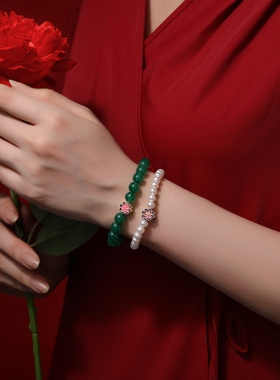 潮宏基串珠手链银饰绿玉髓