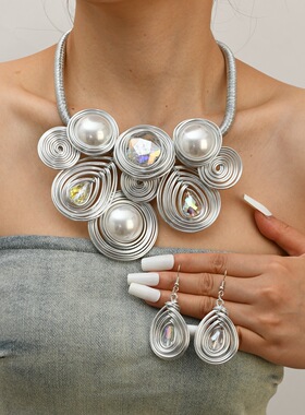 necklace women新款欧美夸张项链耳饰三件套 手工缠绕华丽大珍珠