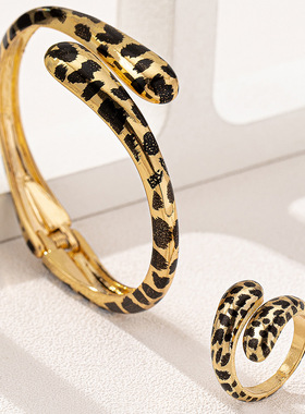 欧美时尚百搭2件套个性豹纹手镯戒指套装复古风格日常佩戴女套装