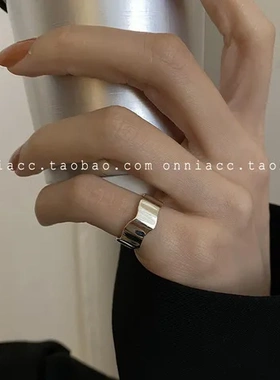 可爱韩国潮尾戒ins女几何戒指光面简约小指冷淡风小指设计感