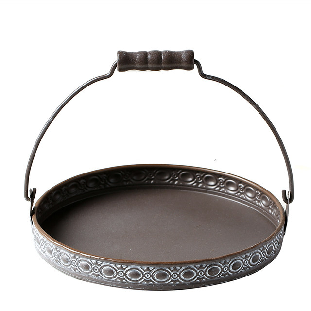 Retro tray made of old wrought iron plate bread plate fruit plate round shape handle tray shooting props food decoration