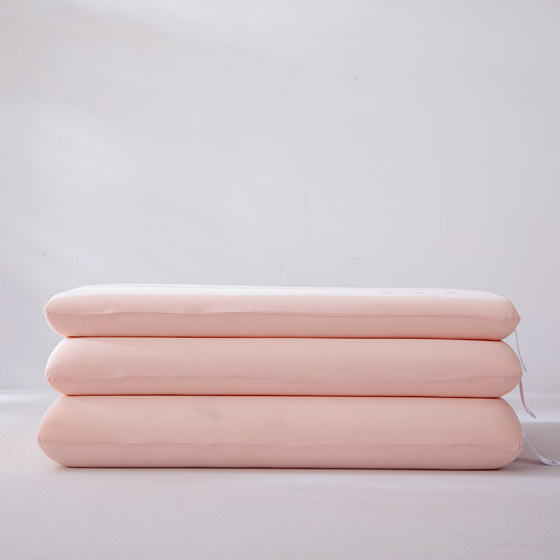 Deep sleep memory foam pillow protects cervical vertebra and helps sleep