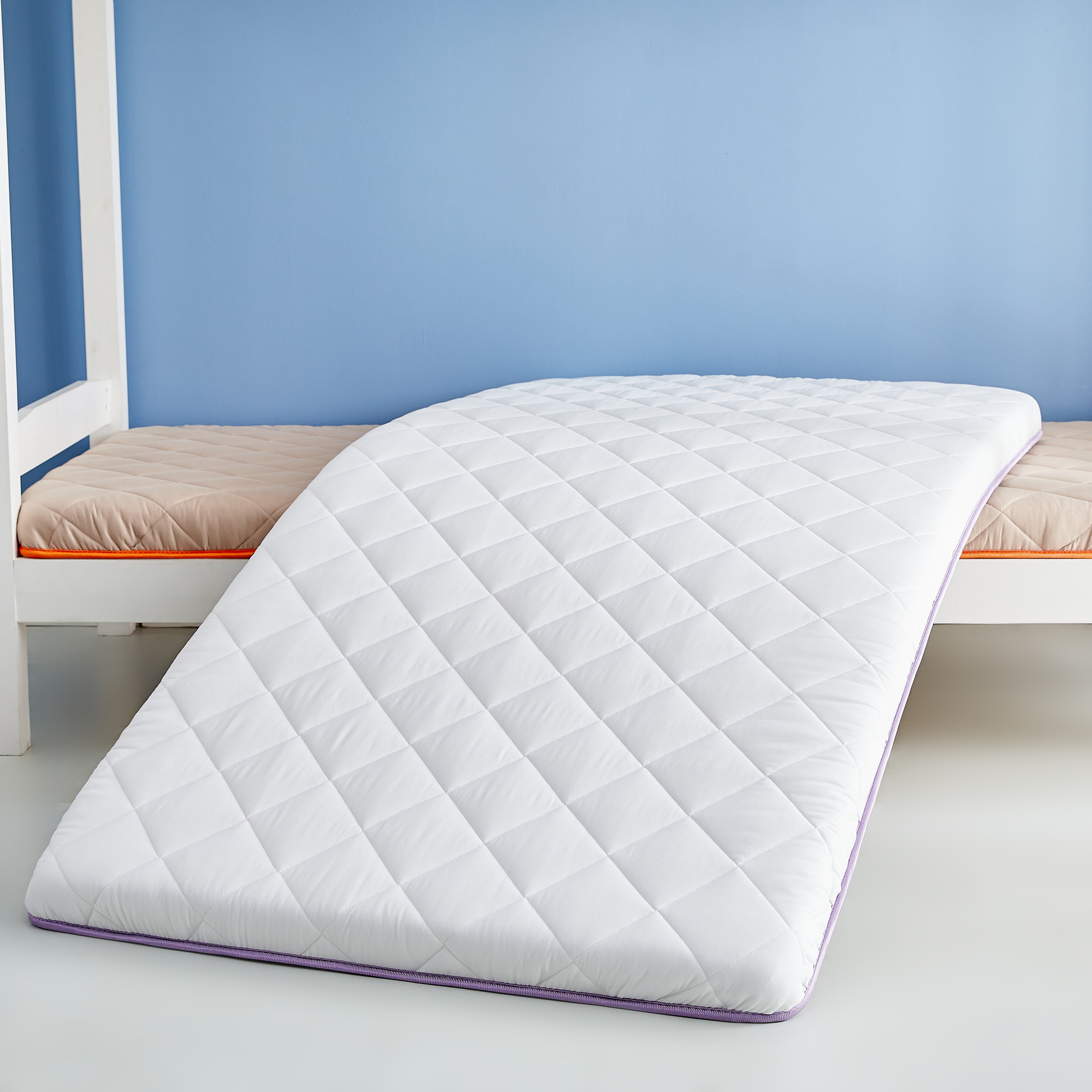  卡莫妮床垫/床褥/床护垫/榻榻米床垫