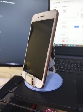 蓝连衣裙章若楠亚克力手机支架桌面摆件可爱卡通明星周边好物