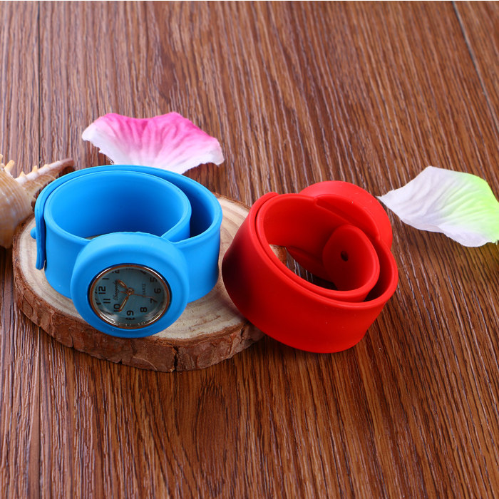 小学生男孩女孩儿童啪啪圈手表 可爱儿童玩具表拍拍表石英果冻表,淘宝优惠券,粉丝福利购,淘宝优惠卷