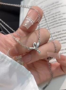 字母项链女款轻奢小众高级感长款情侣一男一女名字首字母挂件饰品