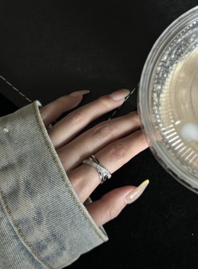 礼物重工设计师JollyMolly925银