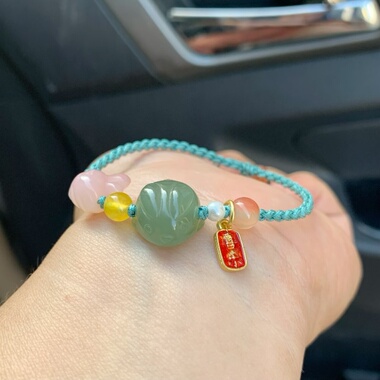 天然和田玉生肖兔子手链卡通立体属相趴趴兔子手绳送证书一物一图