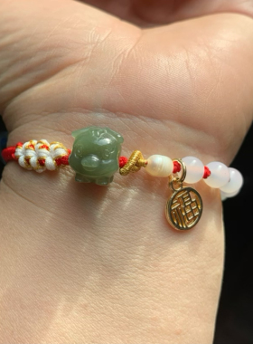 天然和田玉生肖猪手链本命年红绳手链手工编织立体小猪手链送证书